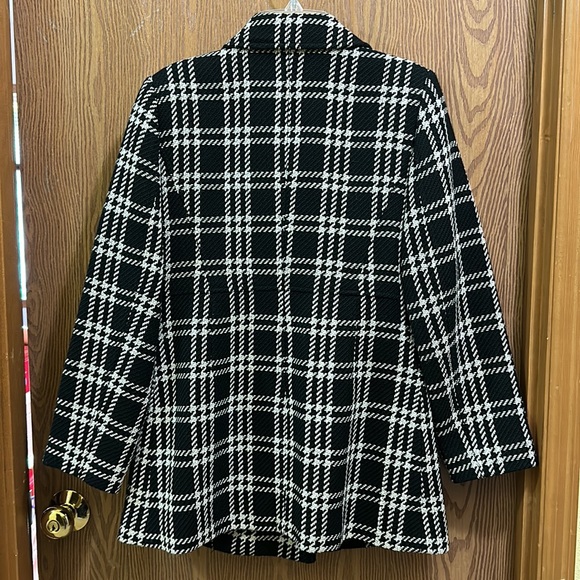 Jacket - Picture 3 of 5